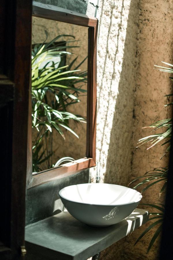 Casa Gitano Hotel Ahangama Kültér fotó